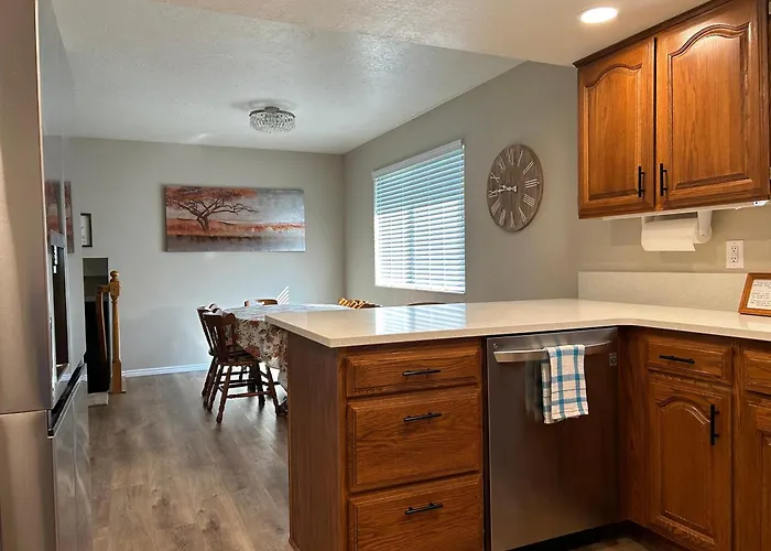 Betty\'S Place II